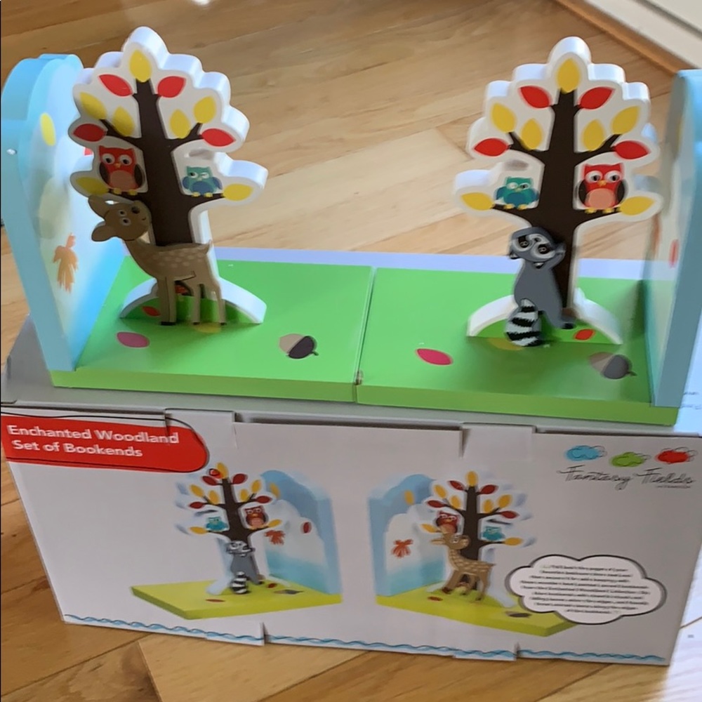 Child’s Fantasy Bookends‼️Sweet colorful Animals